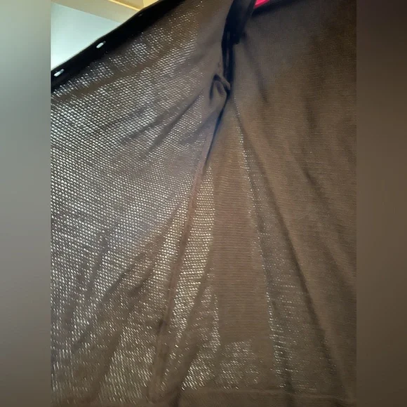 St. John Black Top - Picture 8 of 12